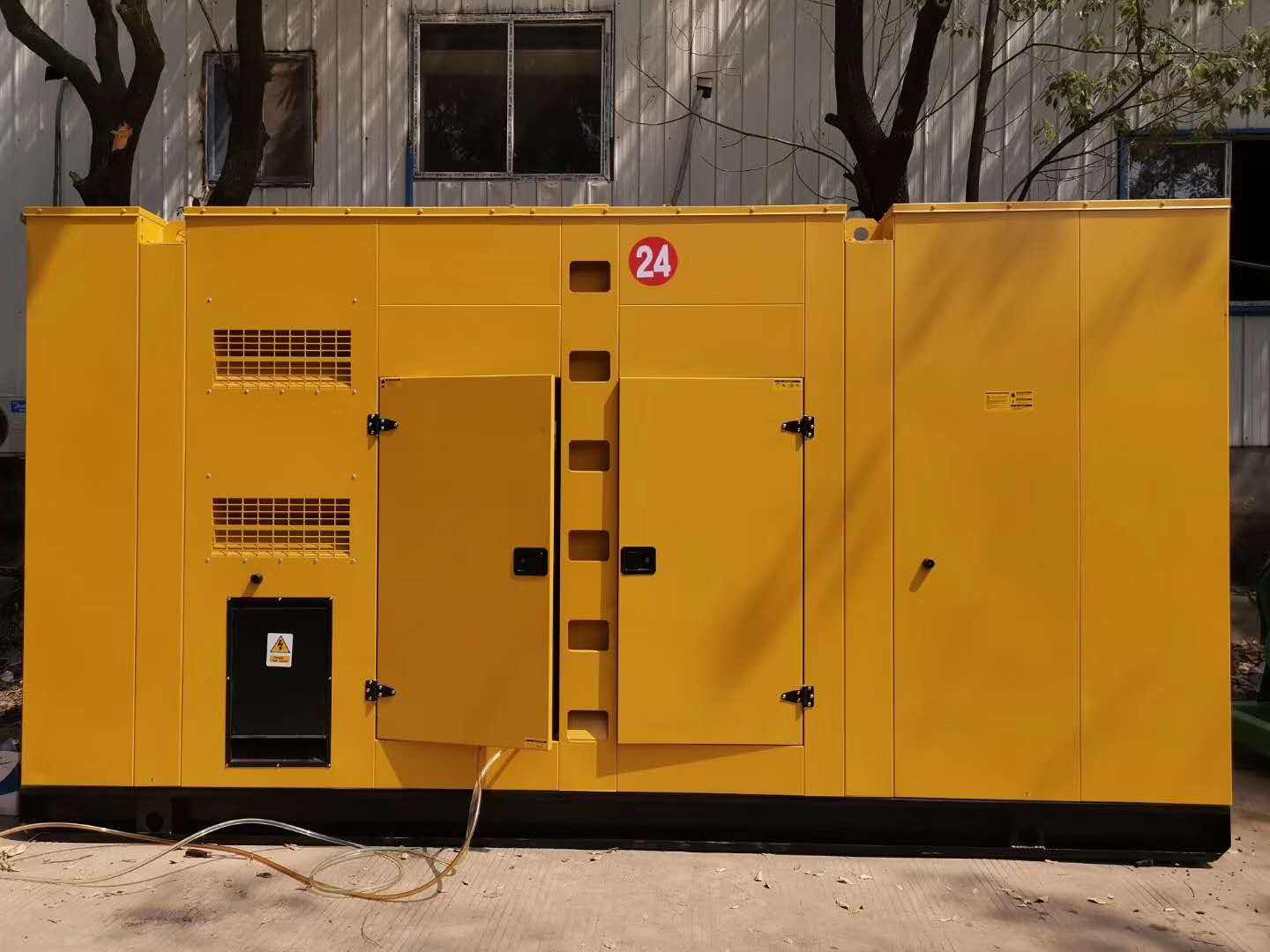 南澳租赁发电机-国产柴油发电机油耗的奥秘