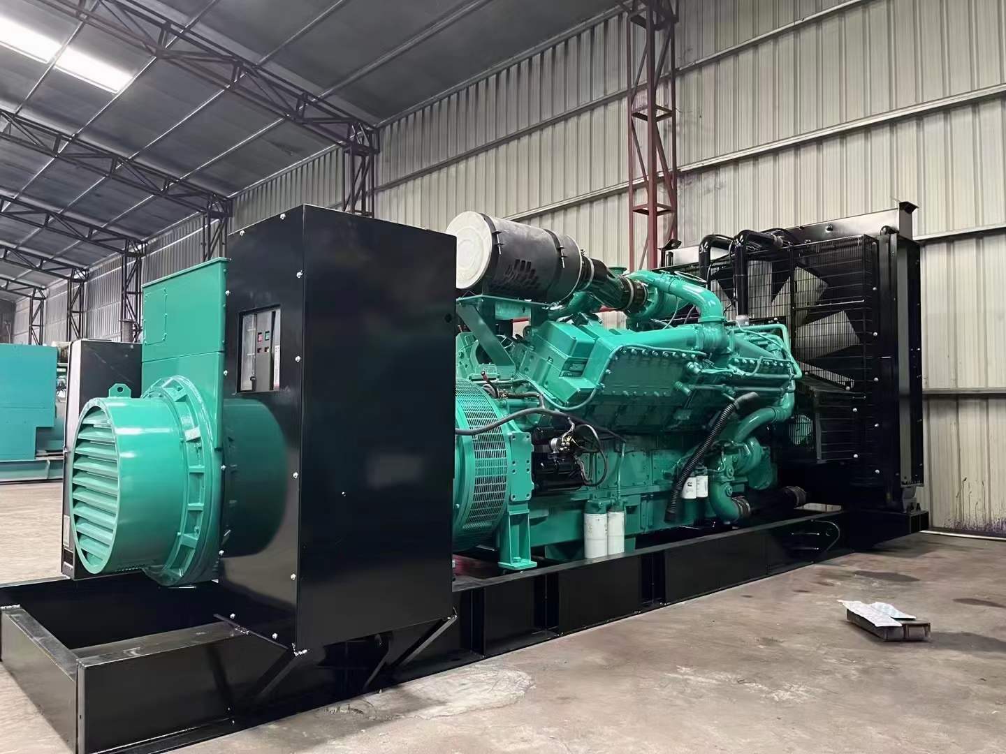 南澳如何降低 800kW 柴油发电机输出电流的波动？